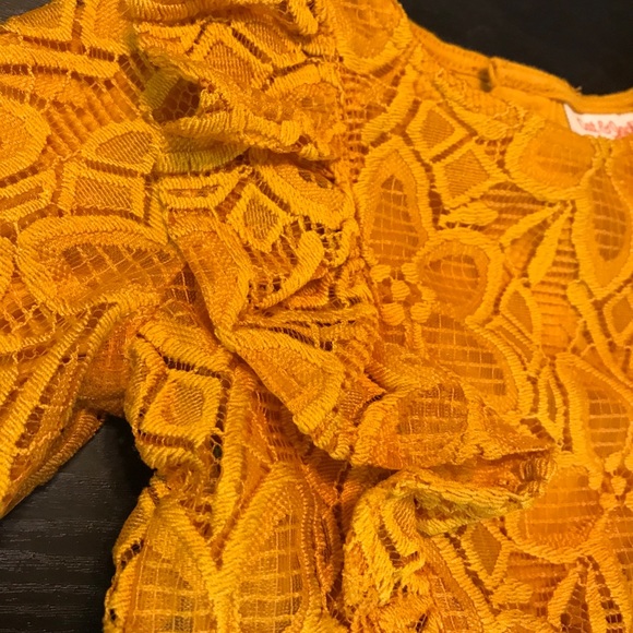 Cat and Jack mustard dress with bloomers. - Picture 2 of 4